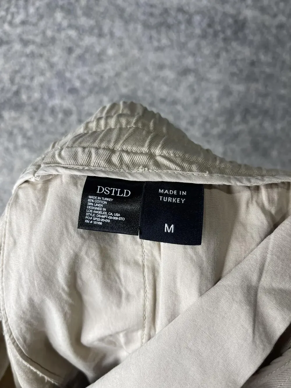 DSTLD Chino Pants Mens Medium Beige Khaki Elastic Waist Tapered Twill Casual